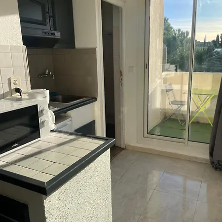 Montpellier : Jolie Studio Tres Calme Exterior photo